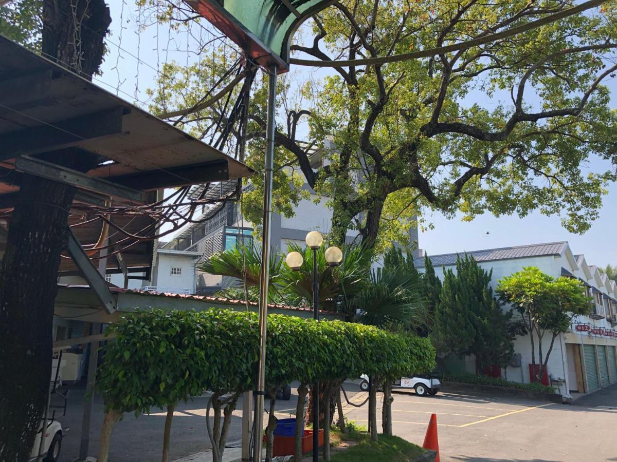 星辰庭園汽車旅館 斗六市 エクステリア 写真